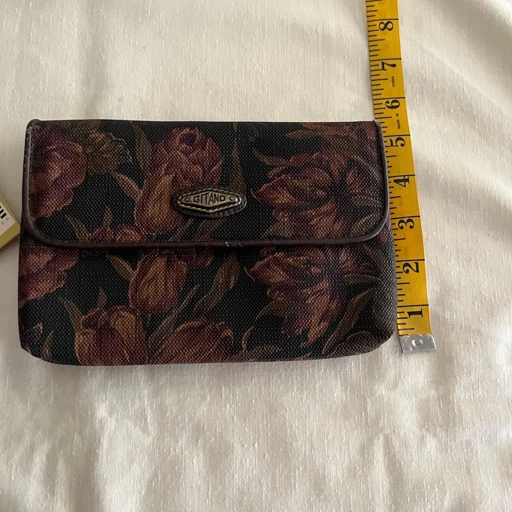 Gitano Fall Colors 90’s Floral Clutch-Matching Checkbook Cover, Snap in Key Ring